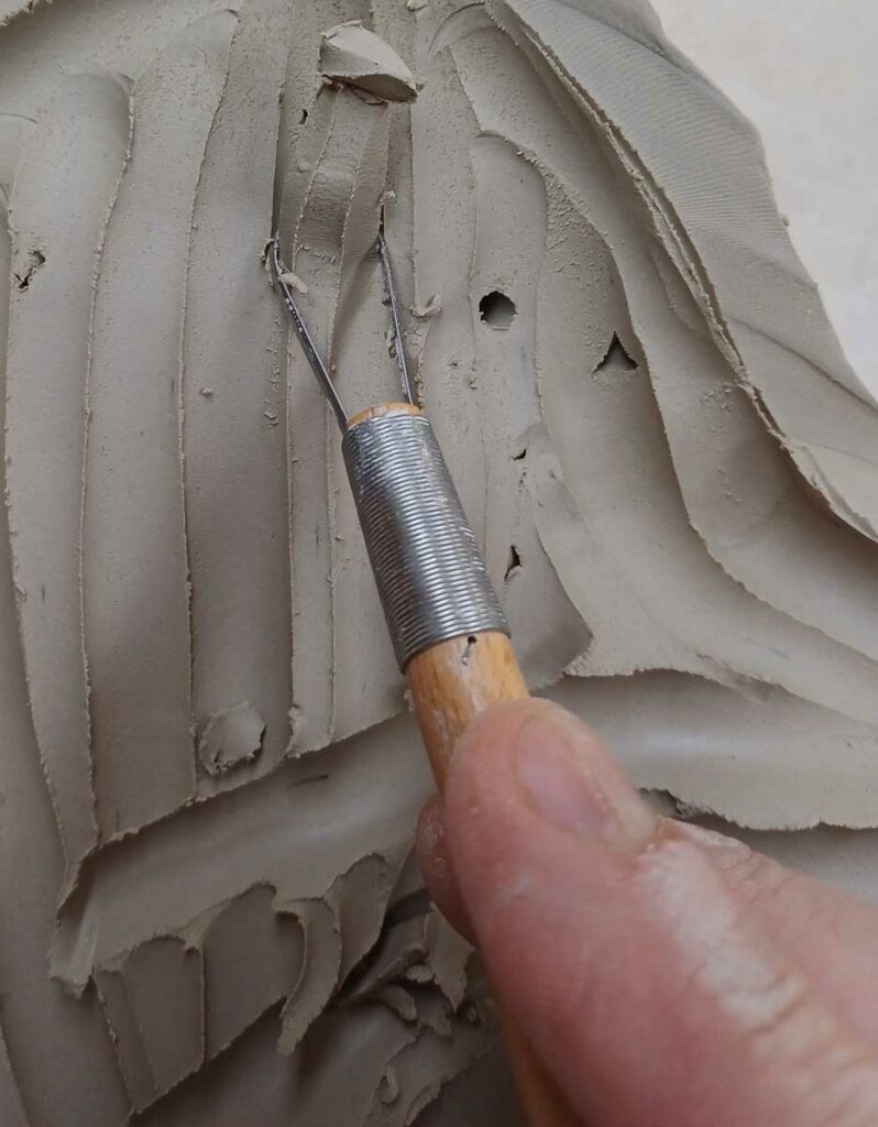 eine Skulptur wird modelliert